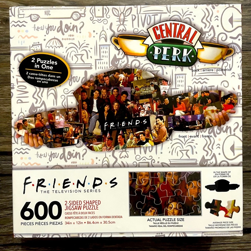 AQUARIUS Friends Central Perk Puzzle (2-Sided Shaped 600 Piece Jigsaw Puzzle)🧩